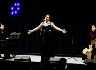 OFRECE NIKTÉ APASIONADOS SUSURROS DE MAR