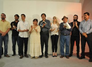 Alumnos de Artes Plásticas se gradúan con exposición