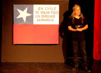 El artista debe de reír y llorar con su pueblo, dijo el titiritero chileno Miguel Oryazún