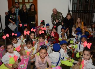 Celebra UAS la Navidad con tradicional posada