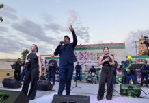 Tarde de baile y recuerdos con la Banda Orquesta Hermanos Meza