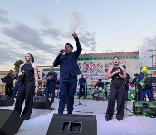 Tarde de baile y recuerdos con la Banda Orquesta Hermanos Meza