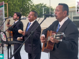 Presenta el Trío Azteca, ‘De romance y algo más’