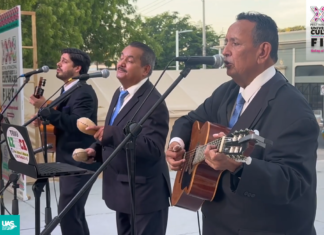 Presenta el Trío Azteca, ‘De romance y algo más’